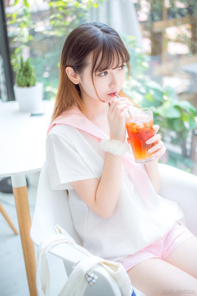 杀刘璋的声音越来越强烈，以张松为首的益州世家数次在刺史府前请命，最终还是将不想掺和此事的庞统给扯进来了。